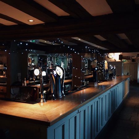 The Greyhound Inn Chalfont St Peter Exterior photo