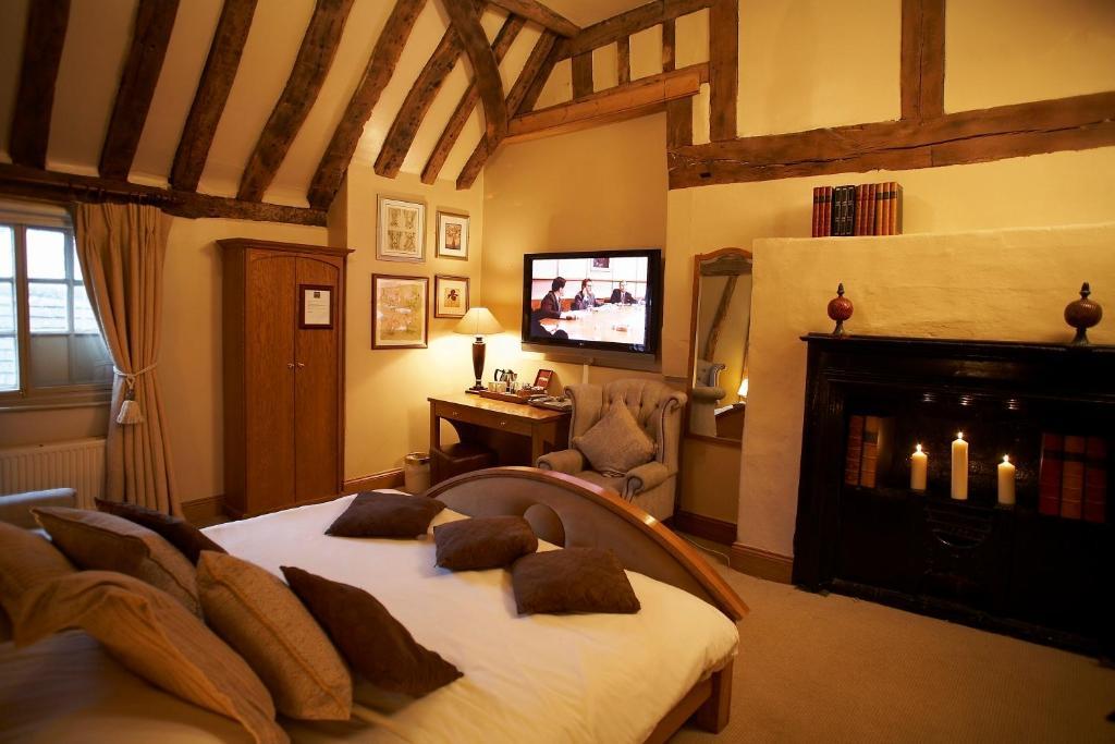 The Greyhound Inn Chalfont St Peter Room photo
